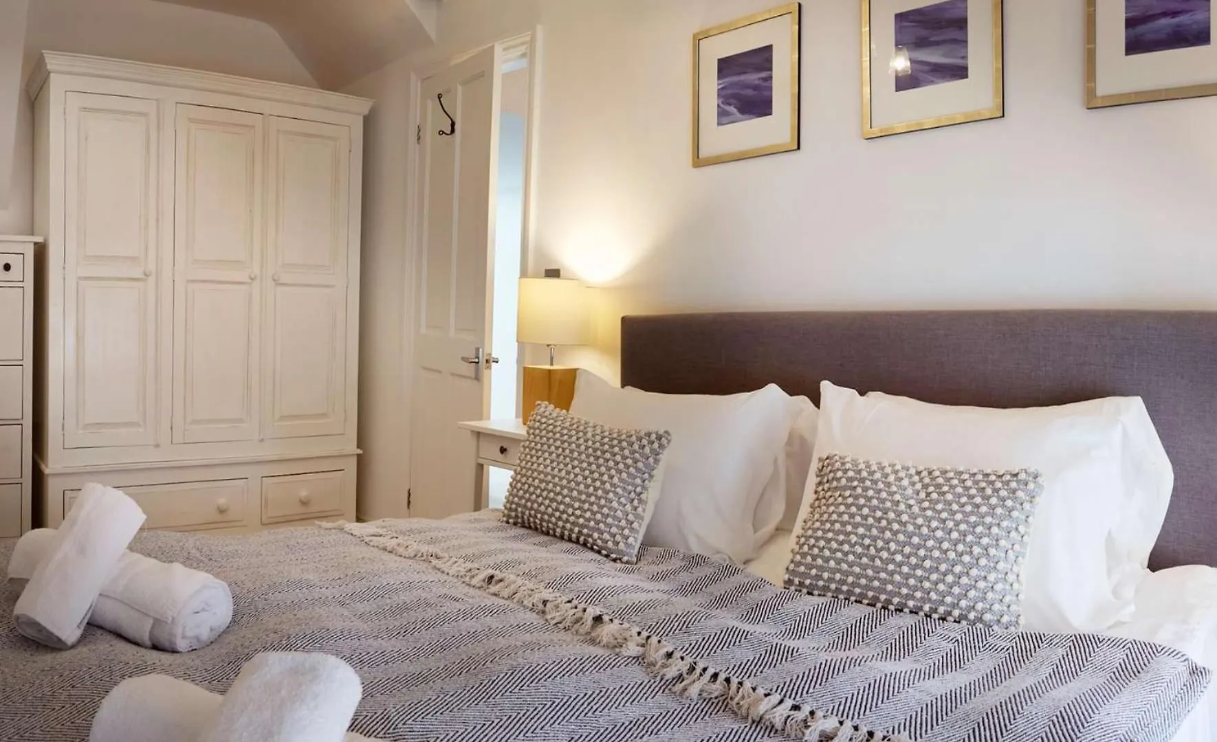 Tatil Evi Flora Dora - Luxury Cottage - Modern - Central - Ideal For Groups And Families Filey Birleşik Krallık